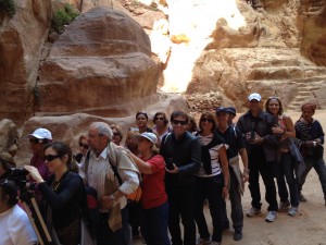 Entrada do grupo ao Tesouro de Petra - Jordânia - Grp Pe Gleuson 