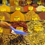 Mercado das Especiarias em Istambul (Turquia)